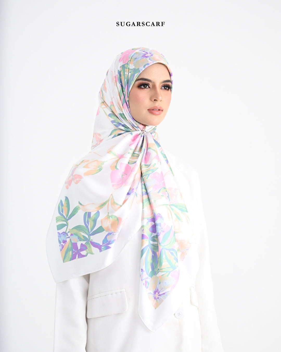 YES DEFECT -  Matte Satin Silk Sq (She is in The Bloom) in Maria