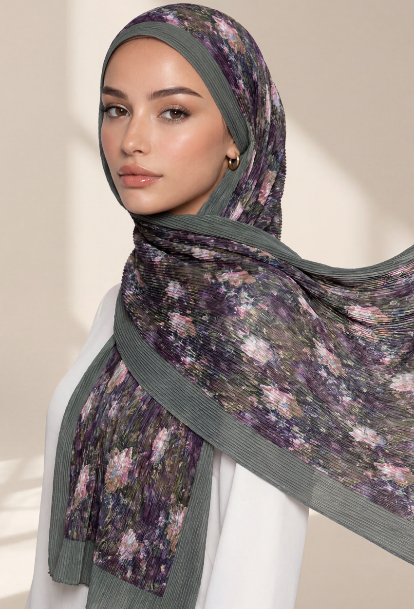 Fall In Love Wide Ultra Fine Pleated Shawl Ironless · in Renoir