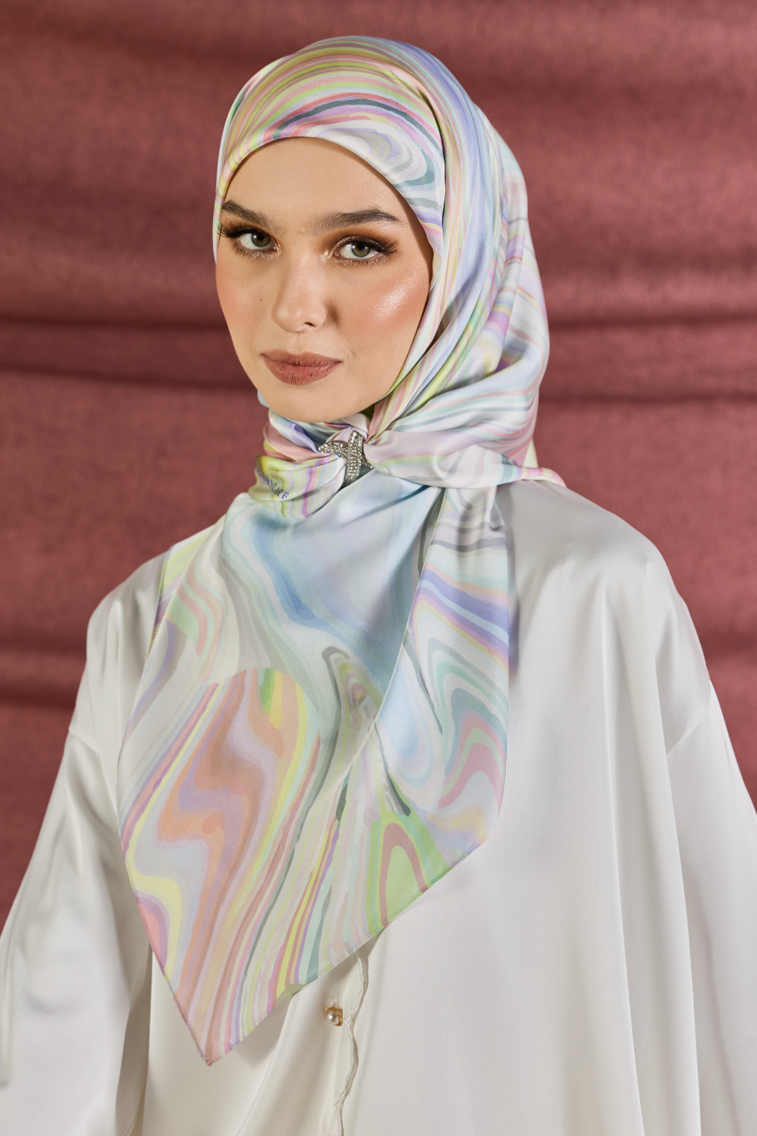 YES DEFECT (Square ) Celeste In Mixed Silk Matte Satin ( Manis  )