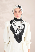 YES DEFECT ( Square ) Morning Bloom Mixed Satin Silk Square ( Follow Up )