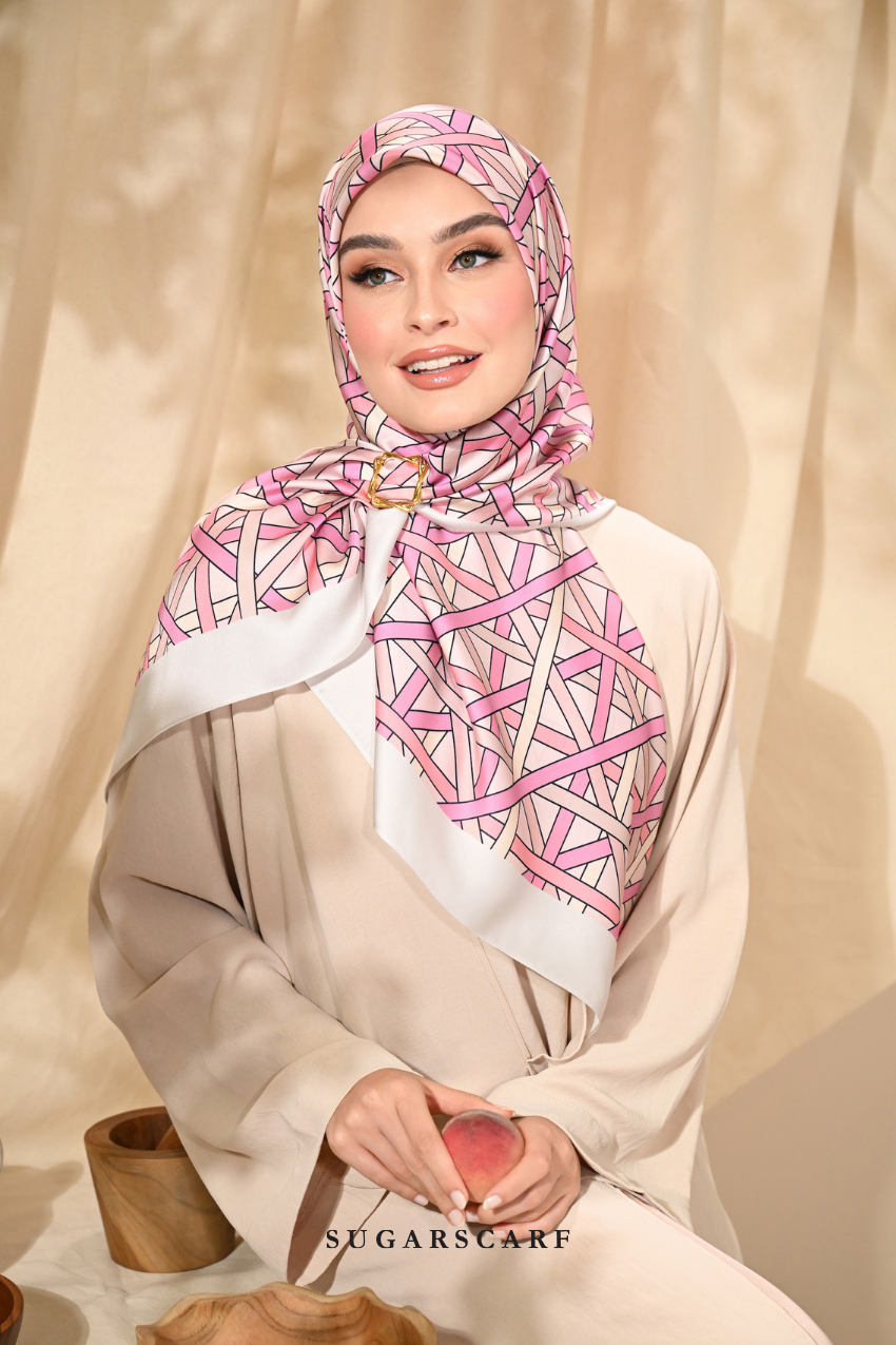 YES ( Square ) Classy Simpulan Mixed Satin Silk Satin ( SALAM )
