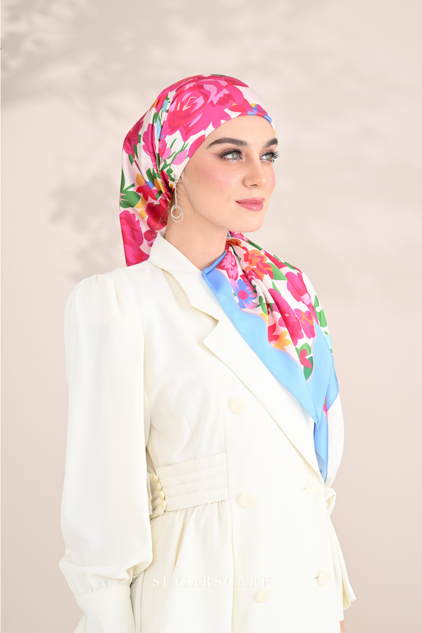 YES DEFECT - ( Square ) Bloom in Grace Mixed Satin Silk Square ( Cutesy )