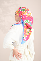 YES DEFECT - ( Square ) Bloom in Grace Mixed Satin Silk Square ( Cutesy )