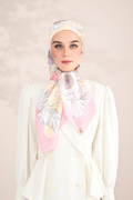 YES DEFECT ( Square ) Bloom in Grace Mixed Satin Silk Square ( Lovely )