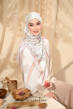 ( Square ) Classy Harmoni Mixed Satin Silk Scarf ( CLOSE )