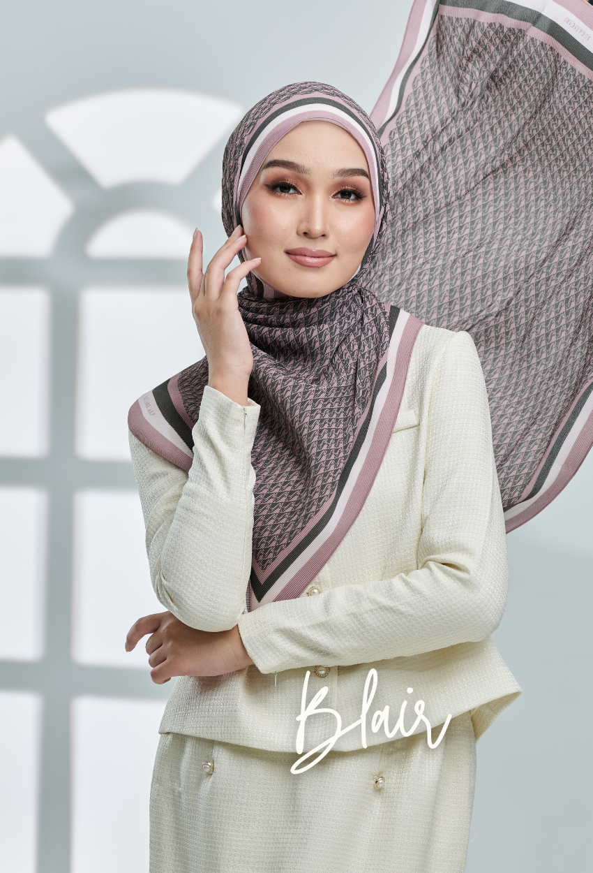 (SAMPLE) ( Full Wide Pleats Shawl ) Classy Monogram ( BLAIR )