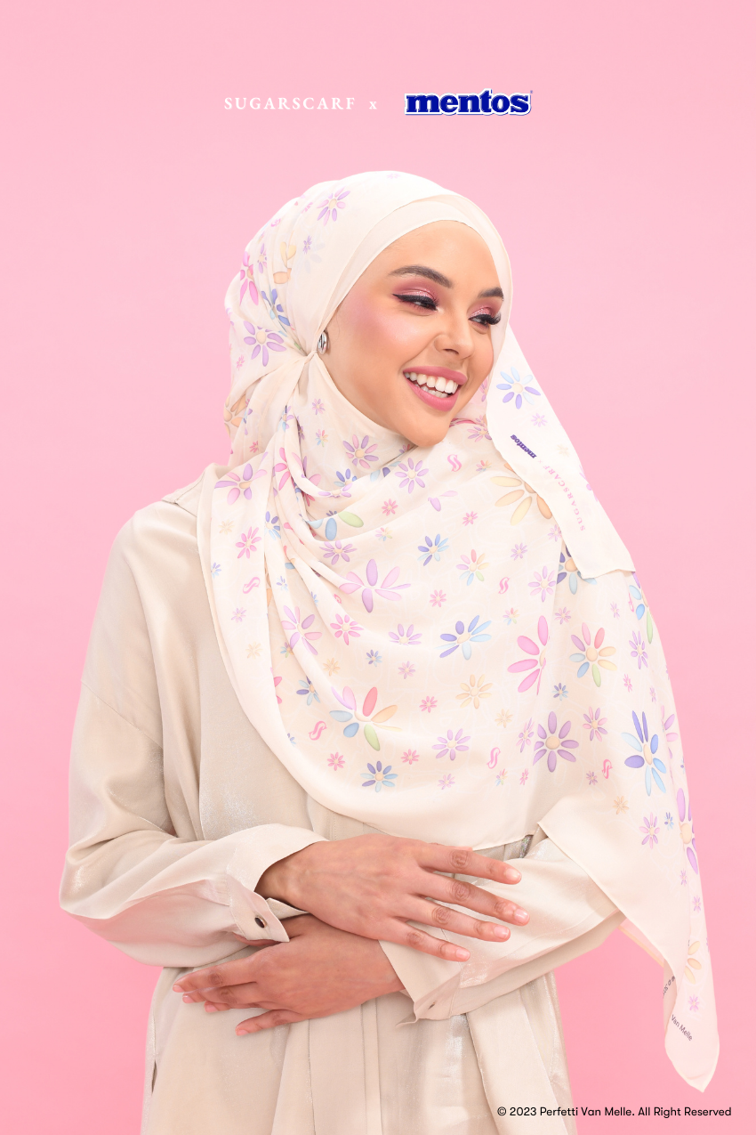 YES DEFECT - Sugarscarf X Mentos Paris Chiffon Shawl In Flower Candy