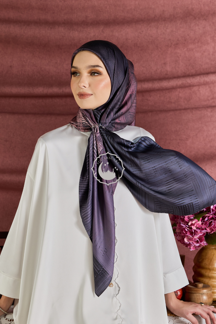 YES DEFECT (Square ) Celeste In Mixed Silk Matte Satin (Starlight)