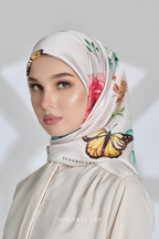YES DEFECT - ( Square ) Garden of Hurrem Bloom Mixed Silk Satin Scarf ( JEHAN )