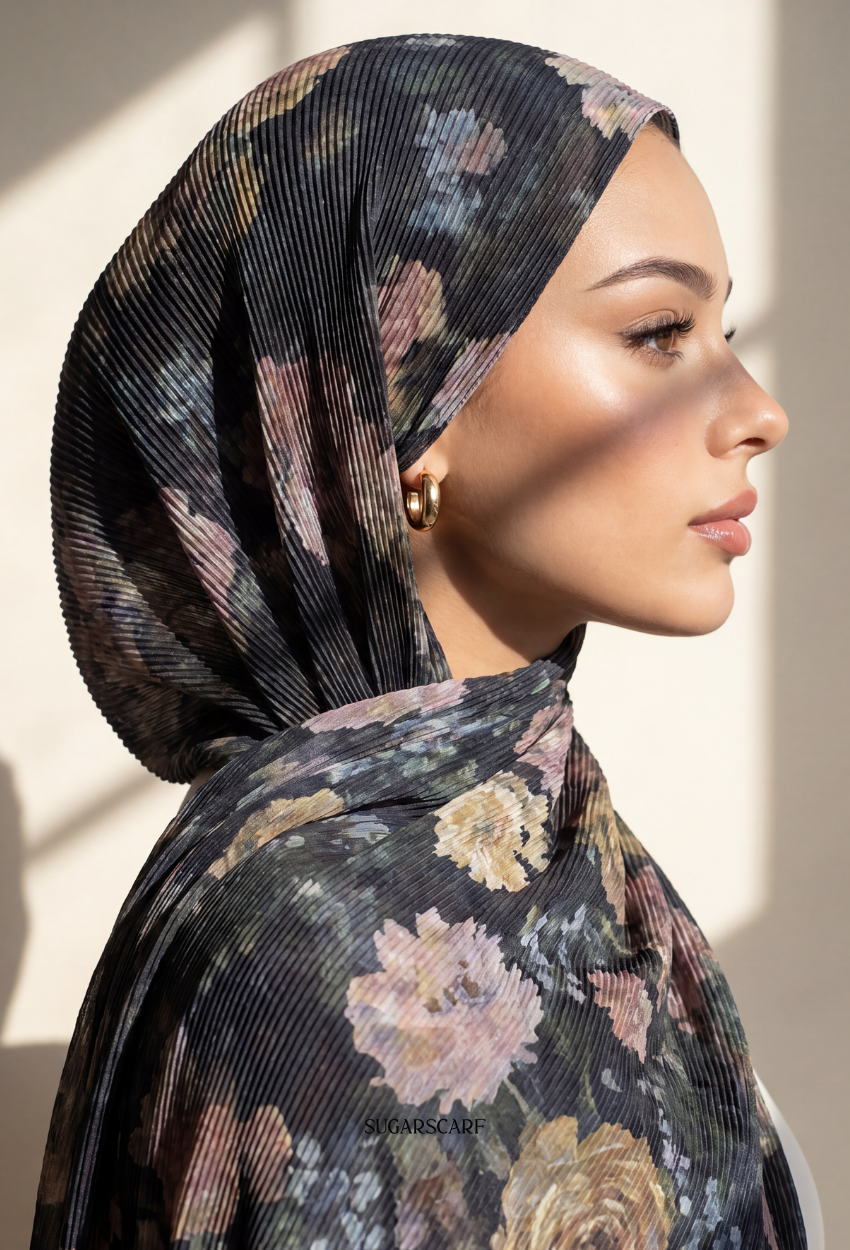 Fall In Love Wide Ultra Fine Pleated Shawl Ironless · in Avante