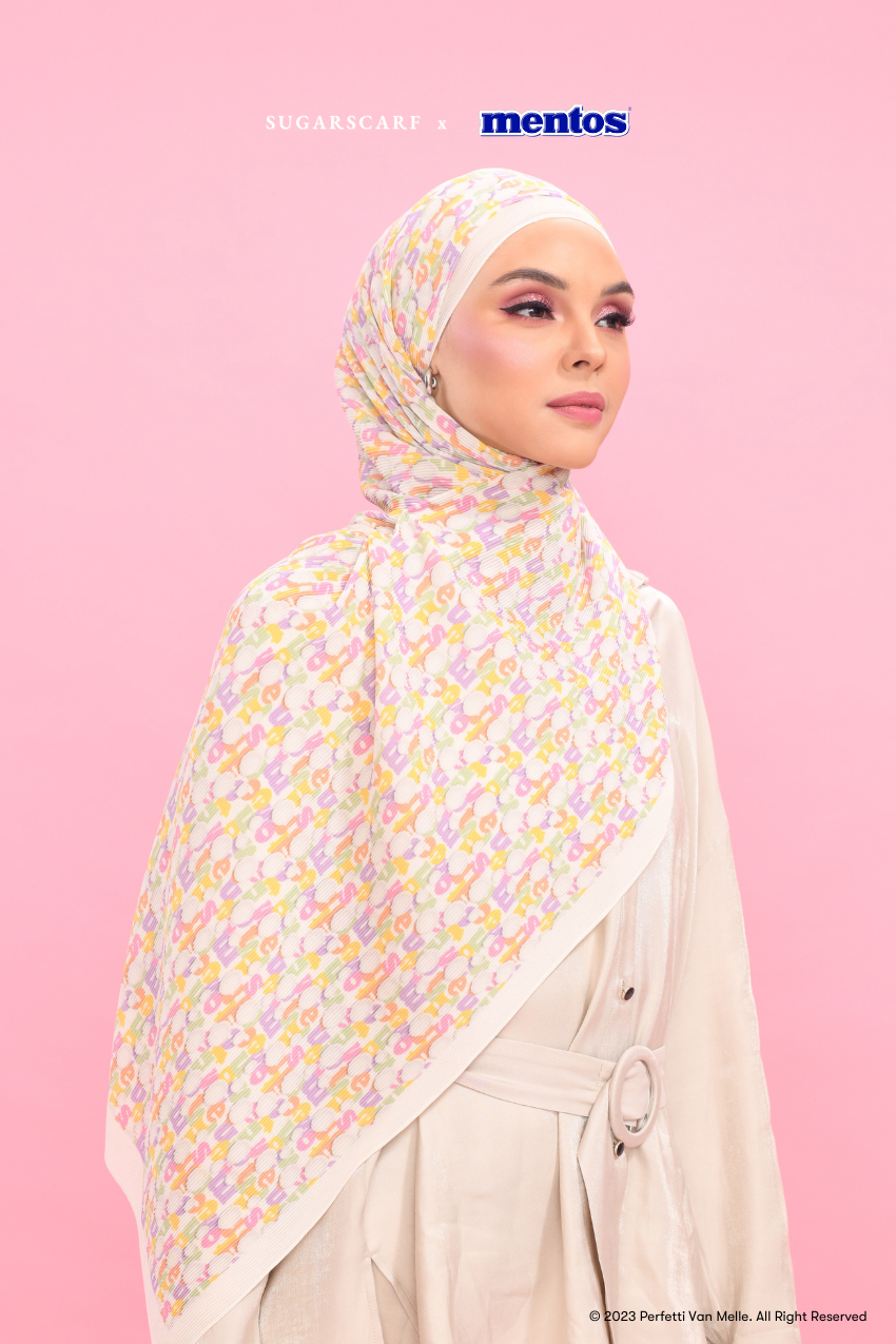 YES DEFECT ( Full Wide Pleats Shawl ) SS x Mentos in Fruity