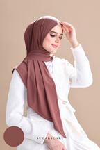 YES DEFECT - Claudia Triangle Style (Semi Instant Hijab) (Brick)