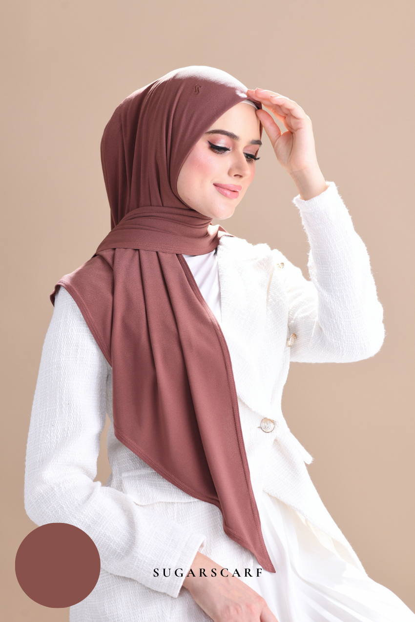 YES DEFECT - Claudia Triangle Style (Semi Instant Hijab) (Brick)