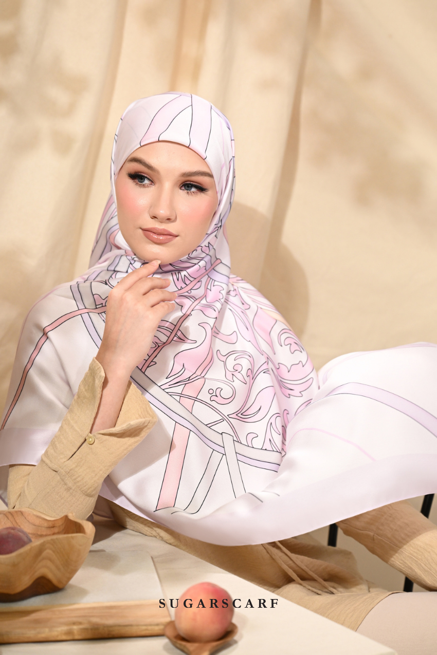 ( Square ) Classy Harmoni Mixed Satin Silk Scarf ( AFFINITY )