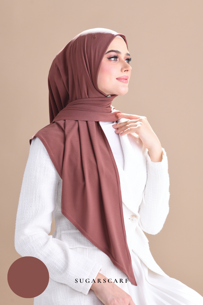 YES DEFECT - Claudia Triangle Style (Semi Instant Hijab) (Brick)