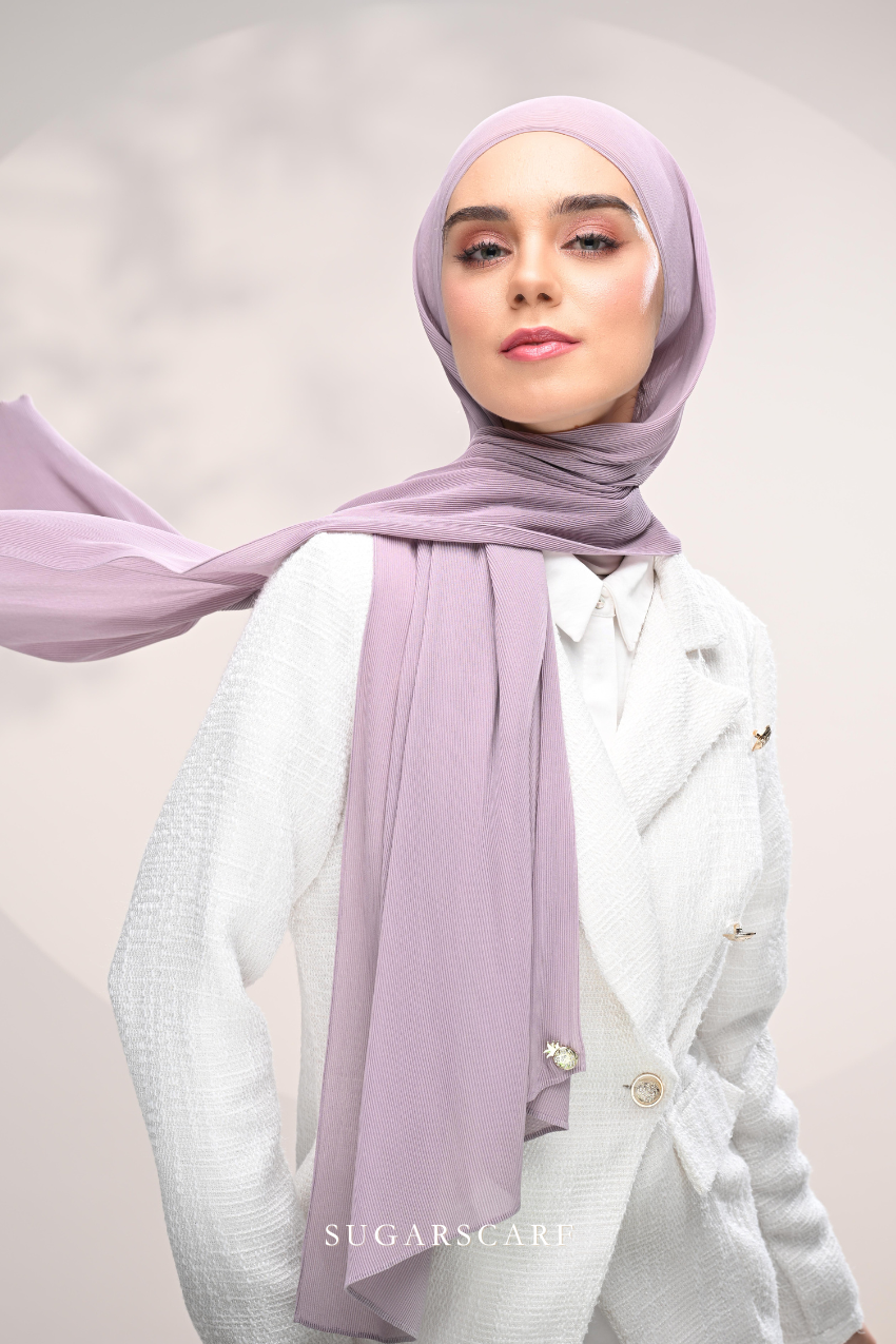 ( Full Wide Pleats Shawl ) Elegant Folds Everyday Ironless Pleats Shawl ( Lavender )