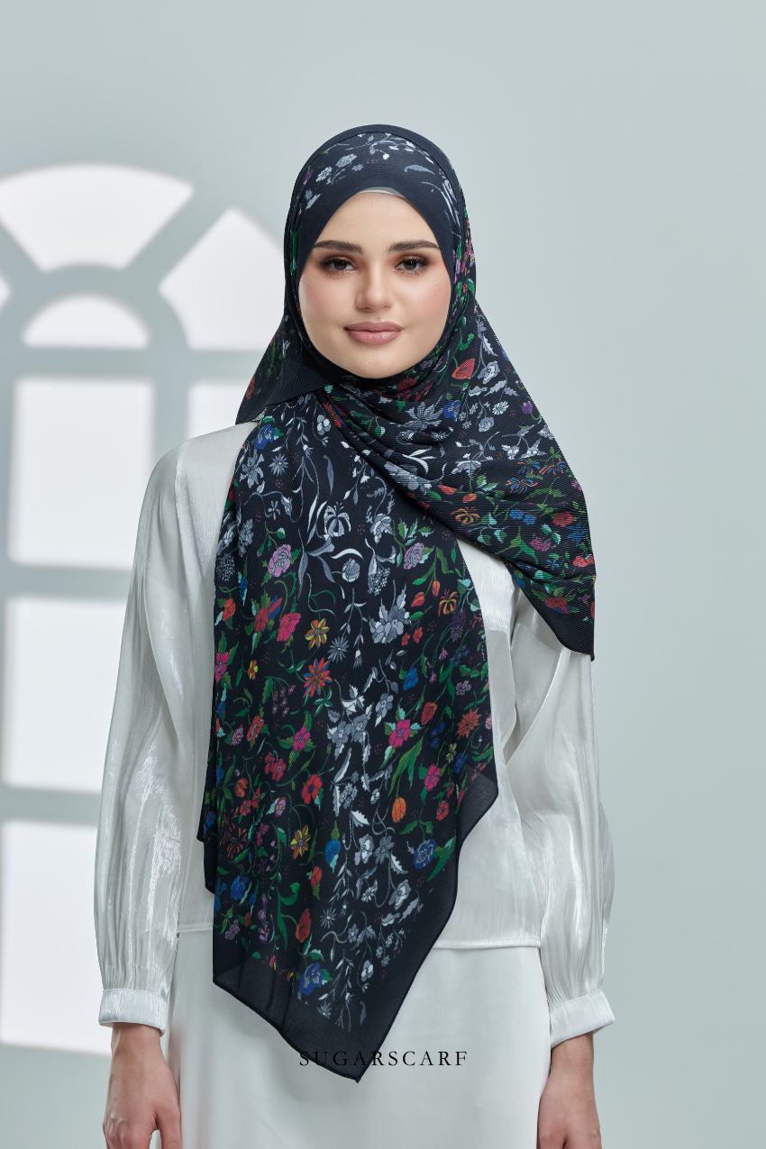 YES DEFECT ( Full Wide Pleats Shawl ) Enchanted Garden ( Maleficent)