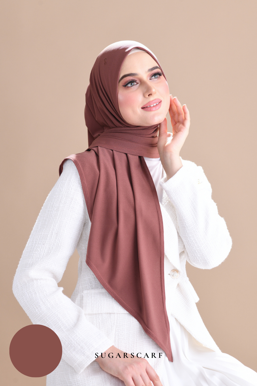 YES DEFECT - Claudia Triangle Style (Semi Instant Hijab) (Brick)