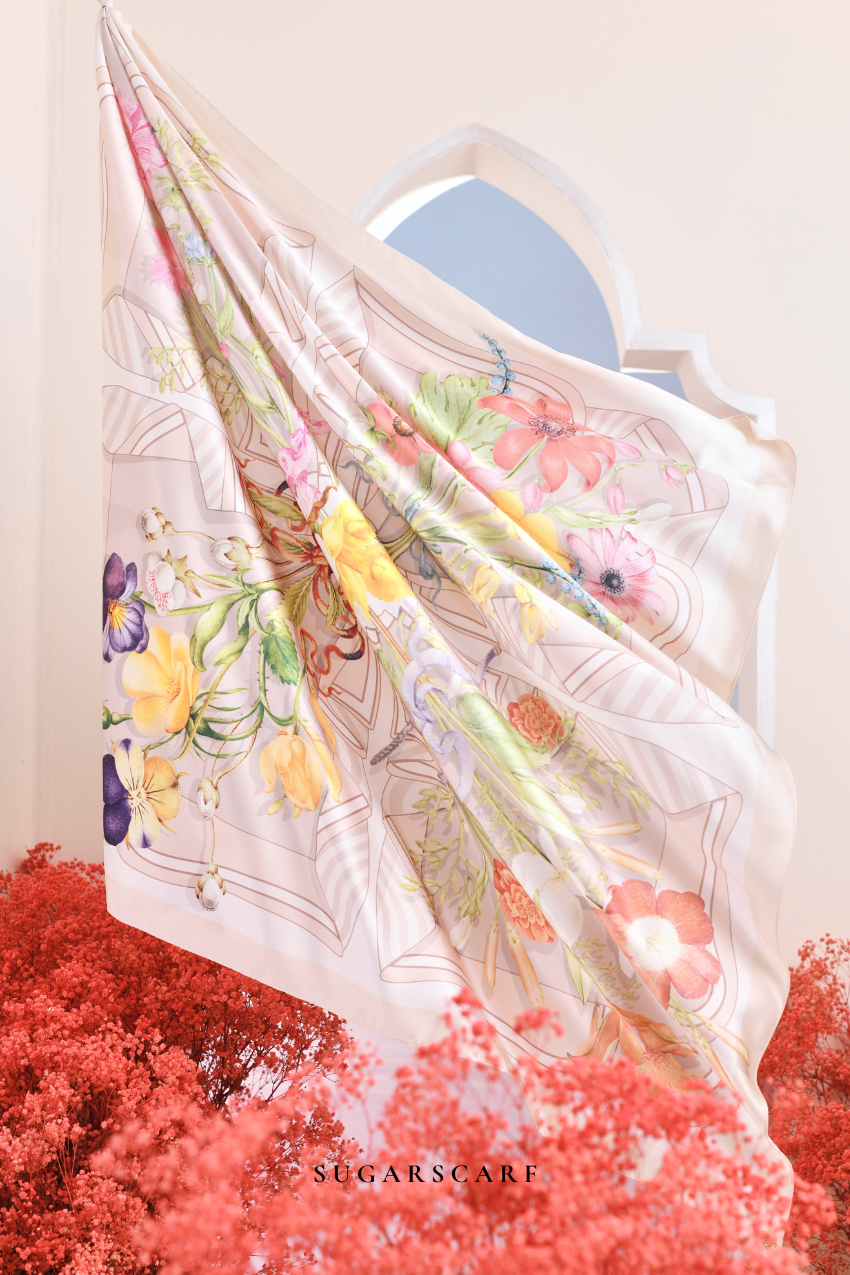 ( AS-IS ) Garden of Hurrem Bloom Mixed Silk Satin Square in ELYA