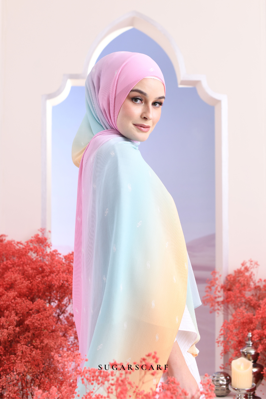 (SAMPLE) OmbreMonogram Pleated Shawl in Tokyo