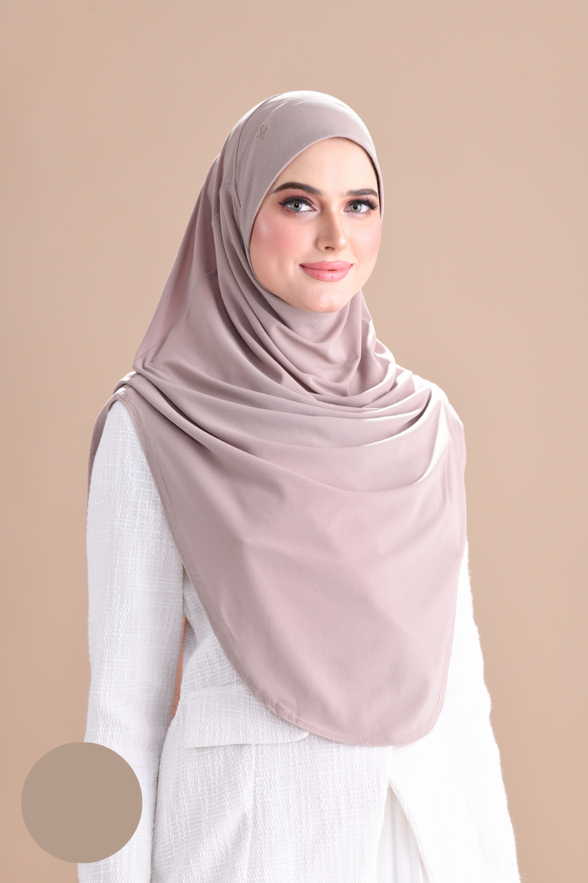Iris Slip On Plain Hijab (Beige)