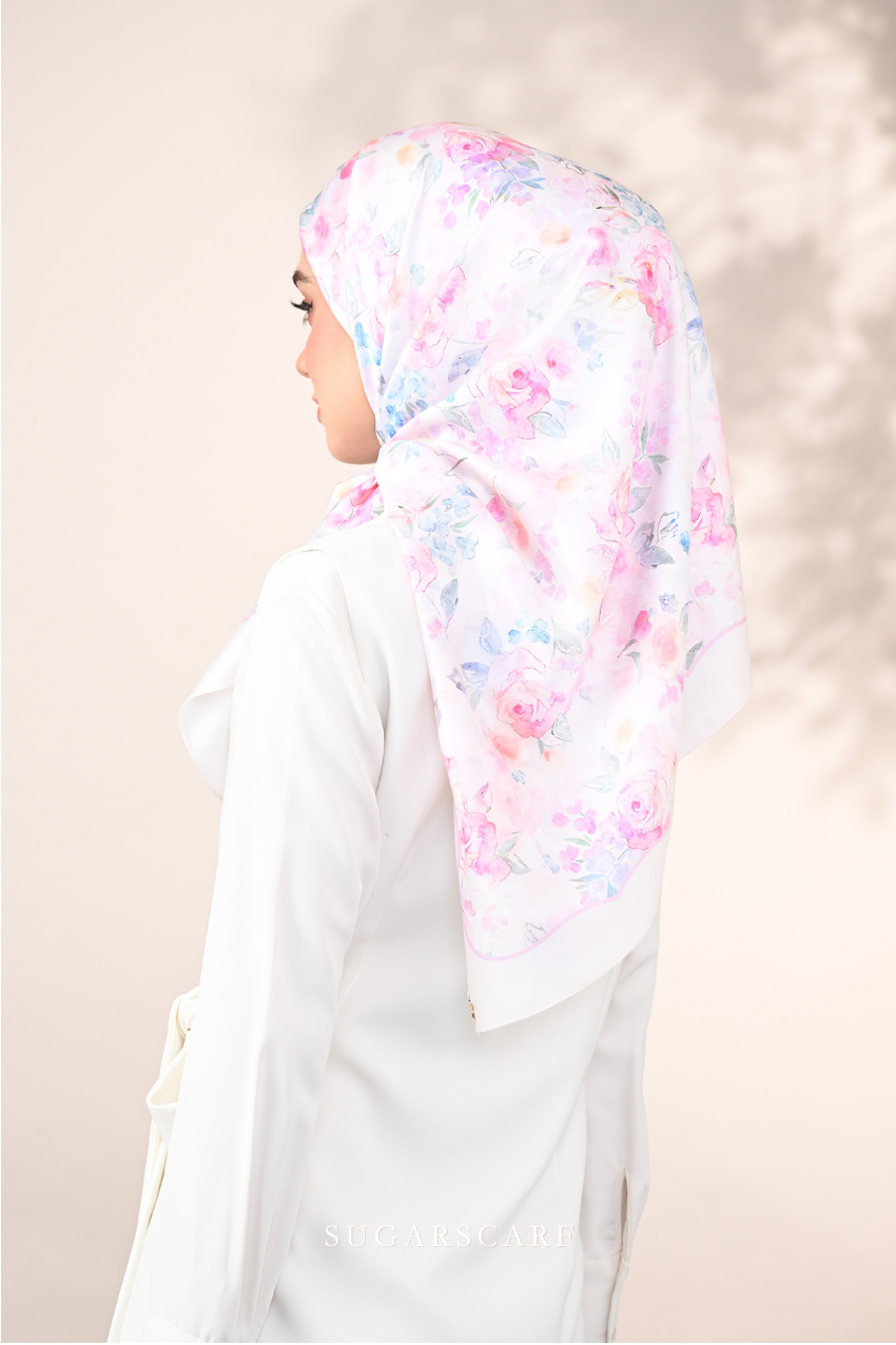 YES DEFECT ( Square ) Dear Rose Mixed Satin Silk Square ( Embrace )