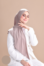 YES DEFECT - Claudia Triangle Style (Semi Instant Hijab) (Beige)