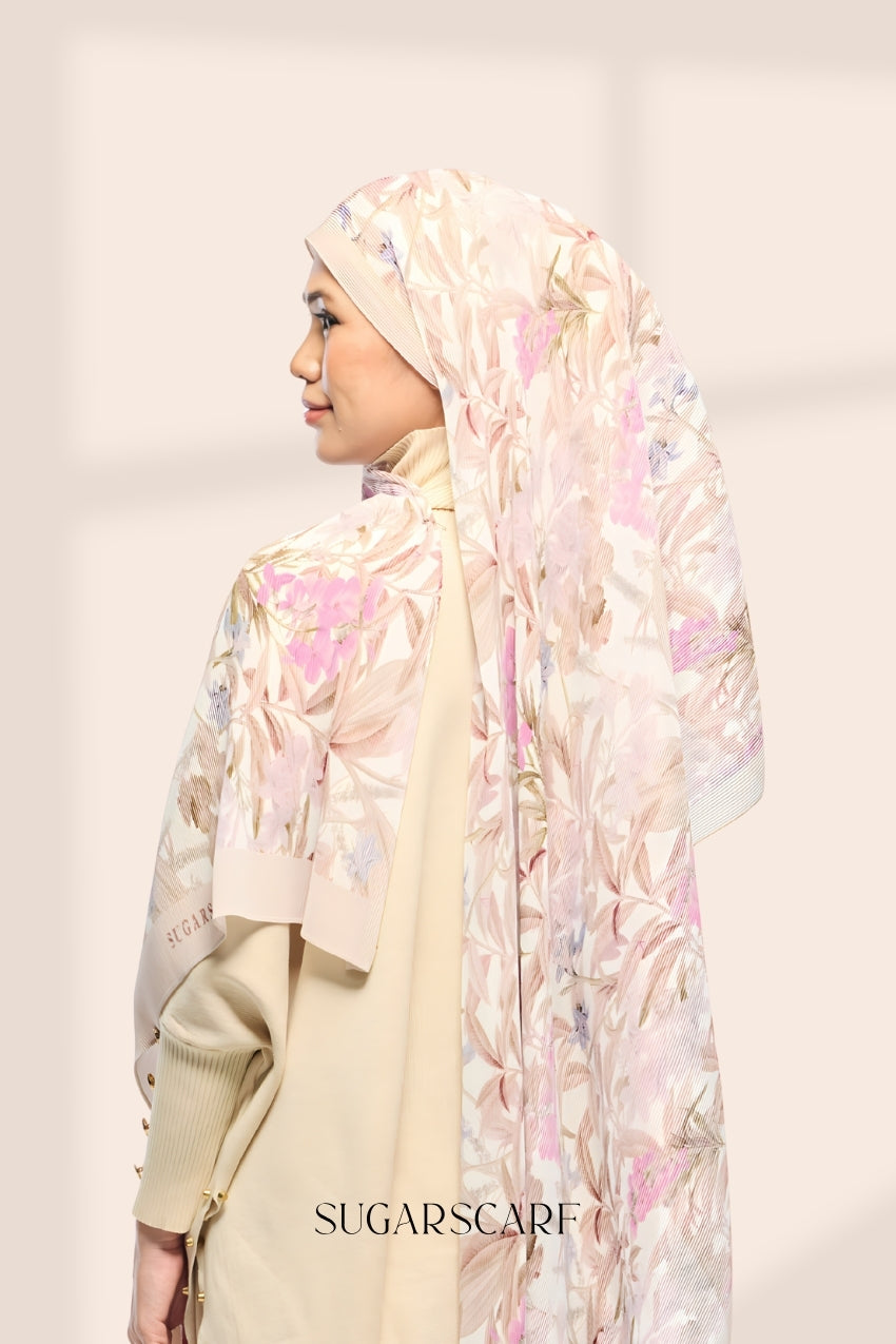 Jardin Full Wide Pleated Shawl in Soleil
