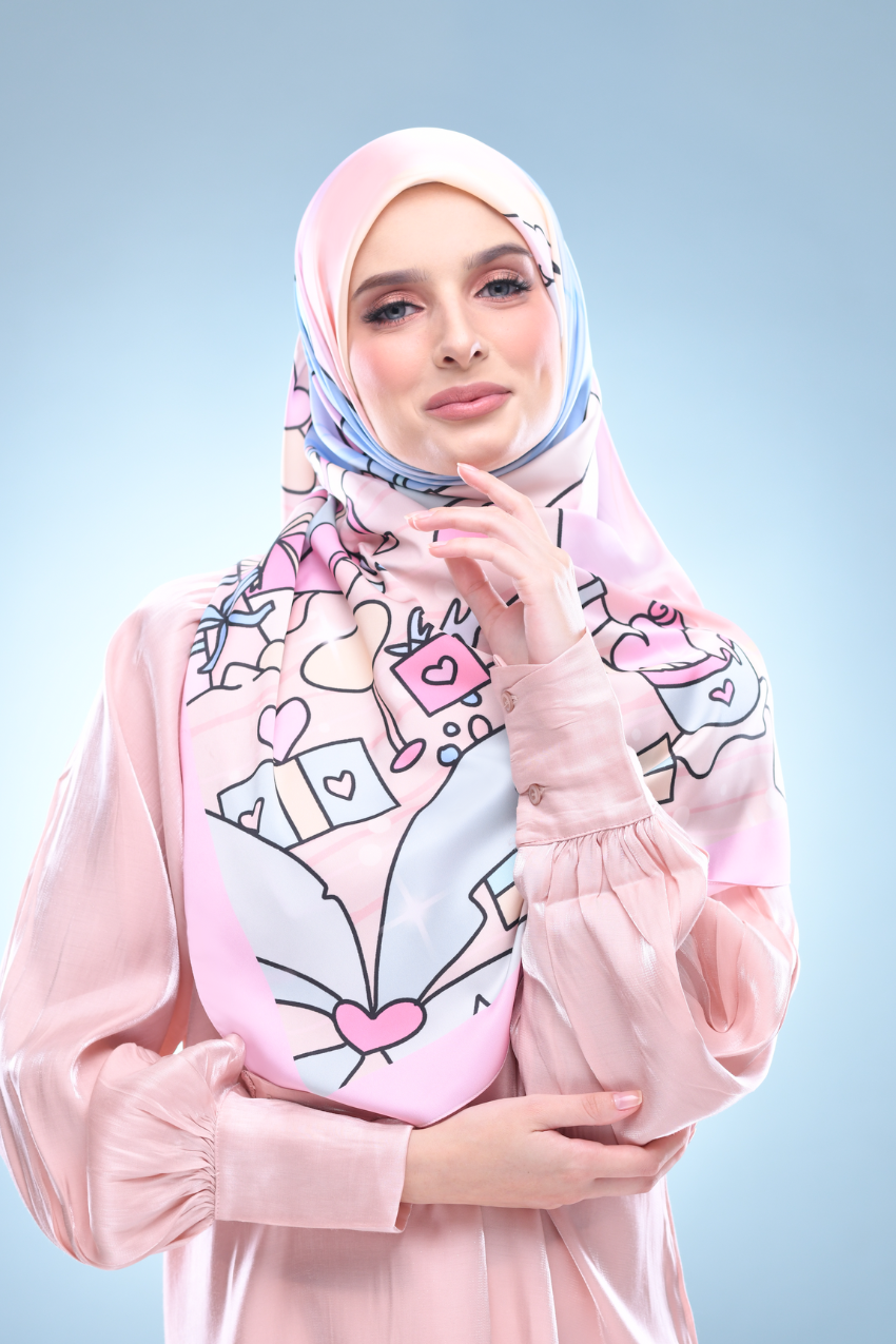 YES ( Square ) LE ThePinkHoliday Satin Silky Matte Scarf ( Everything Sweet )