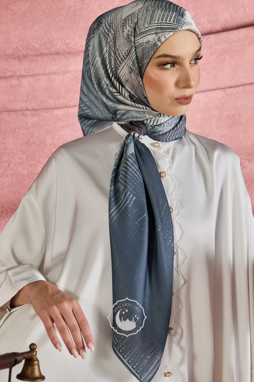 YES DEFECT ( Square ) Celeste In Mixed Silk Matte Satin ( Effortless )