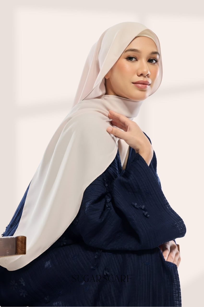 Noir Éclat Diane Embroidery Luxe Abaya Outer in Sapphire Noir