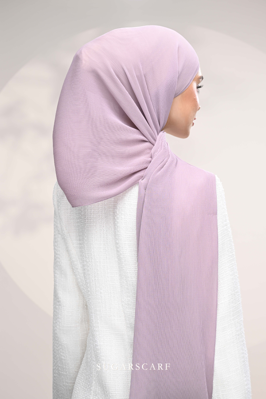 ( Full Wide Pleats Shawl ) Elegant Folds Everyday Ironless Pleats Shawl ( Lavender )