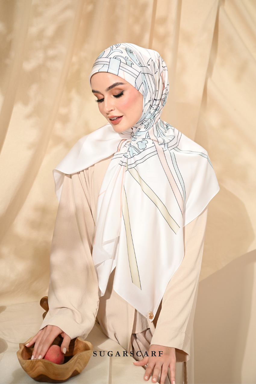 ( Square ) Classy Harmoni Mixed Satin Silk Scarf ( SISTERS )