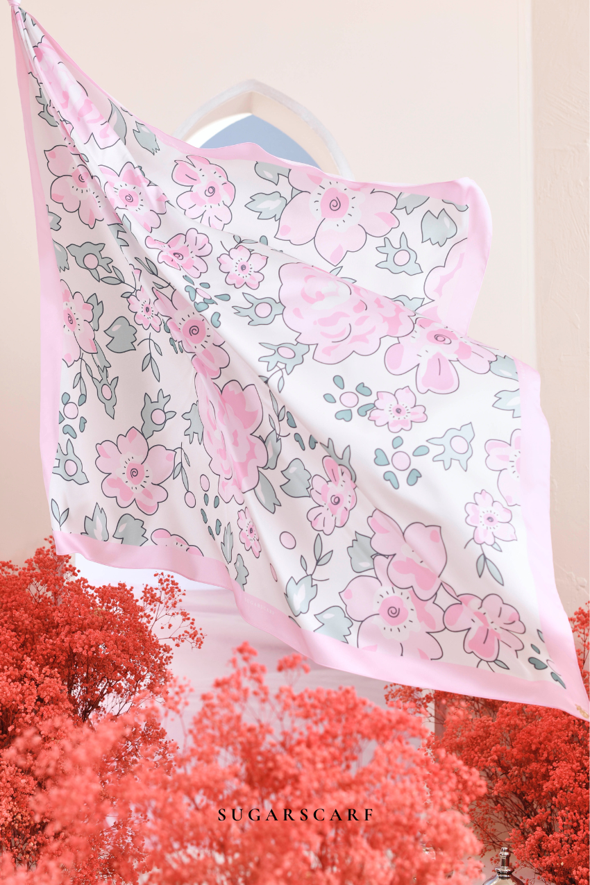 YES DEFECT -  ( Square ) Garden of Hurrem Bloom Mixed Silk Satin Scarf ( KAMELYA )