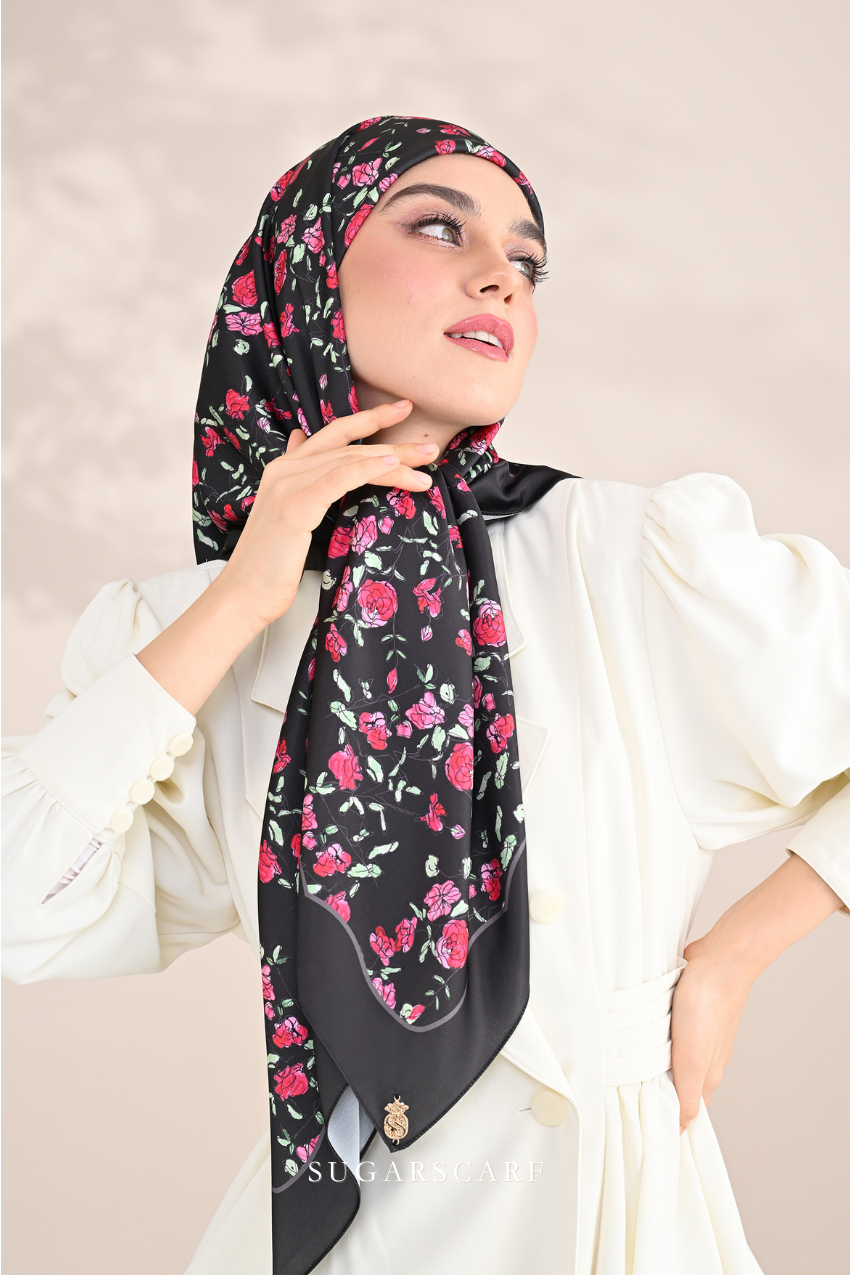 ( Square ) Bloom In Grace Mixed Satin Silk Square ( Alluring )