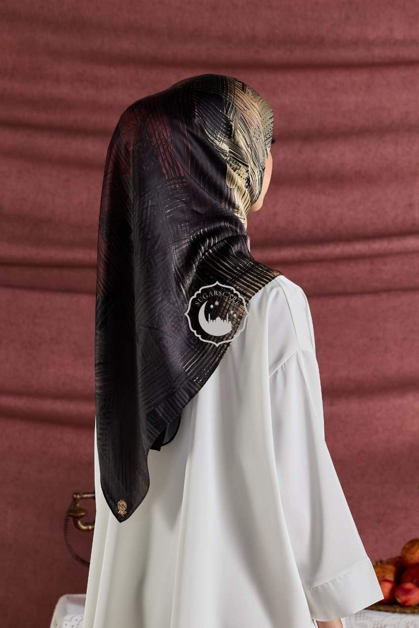 YES DEFECT - ( Square ) Celeste In Mixed Silk Matte Satin ( Versatile )