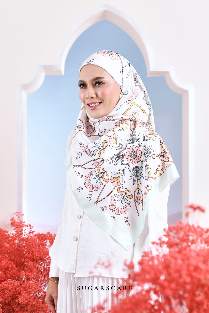 YES ( Square ) Garden of Hurrem Bloom Mixed Silk Satin Scarf ( MAVI )