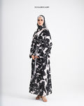 She is In Bloom Abaya Outer in Kelly