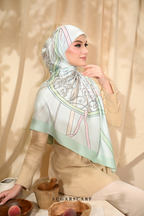 ( Square ) Classy Harmoni Mixed Satin Silk Scarf ( BOND )