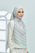 ( Full Wide Pleats Shawl ) Girl Boss ( Positive )