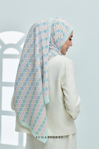 ( Full Wide Pleats Shawl ) Girl Boss ( Positive )