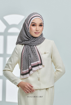 (SAMPLE) ( Full Wide Pleats Shawl ) Classy Monogram ( UPPER SIDE )