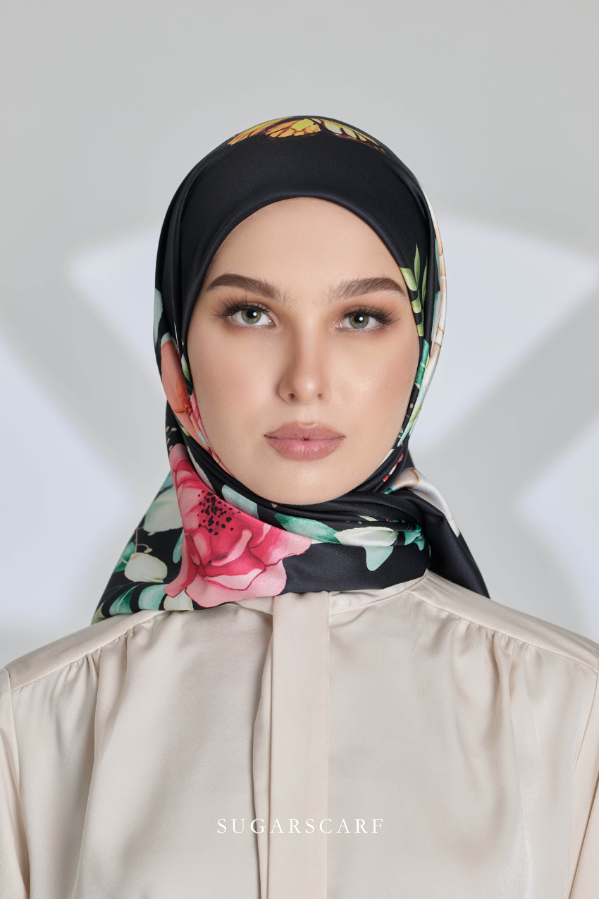 YES DEFECT - ( Square ) Garden of Hurrem Bloom Mixed Silk Satin Scarf ( ELMARA )