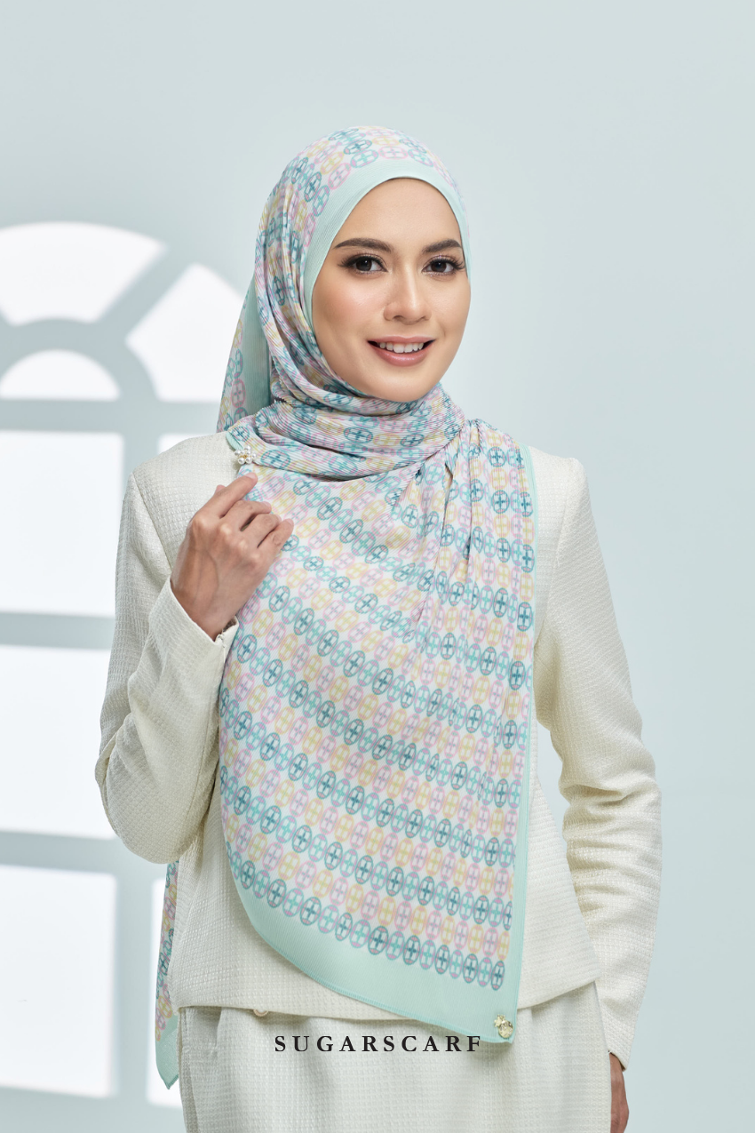 ( Full Wide Pleats Shawl ) Girl Boss ( Positive )