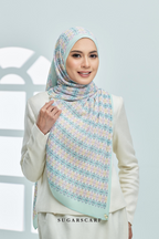 ( Full Wide Pleats Shawl ) Girl Boss ( Positive )