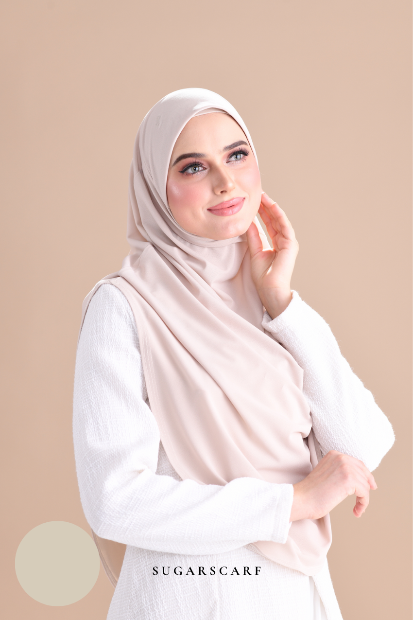 Iris Slip On Plain Hijab (Creampuff)