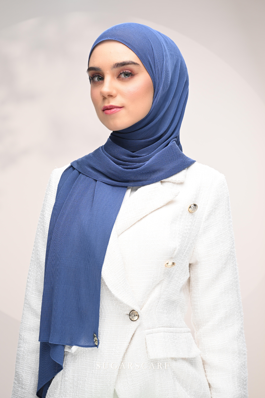 (SAMPLE) ( Full Wide Pleats Shawl ) Elegant Folds Everyday Ironless Pleats Shawl ( Semporna )