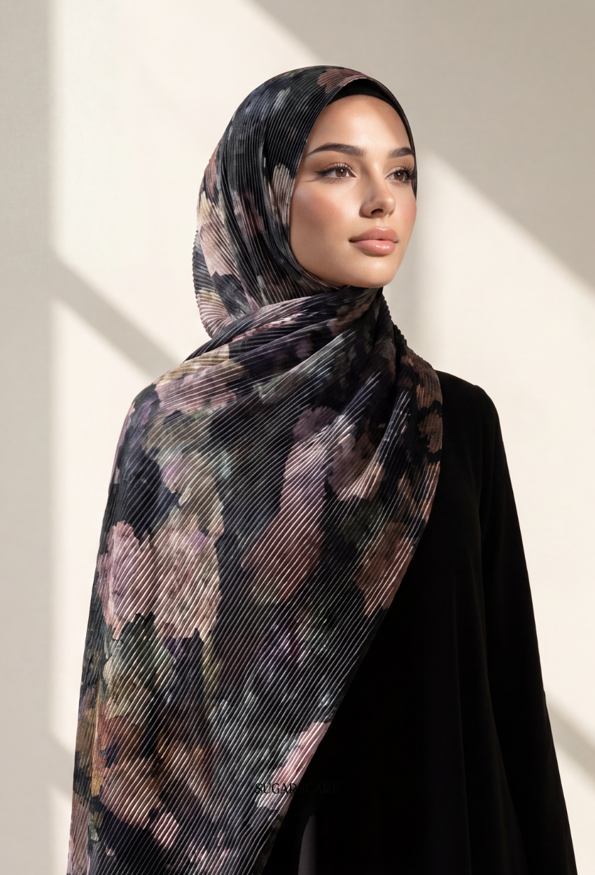 Fall In Love Wide Ultra Fine Pleated Shawl Ironless · in Avante