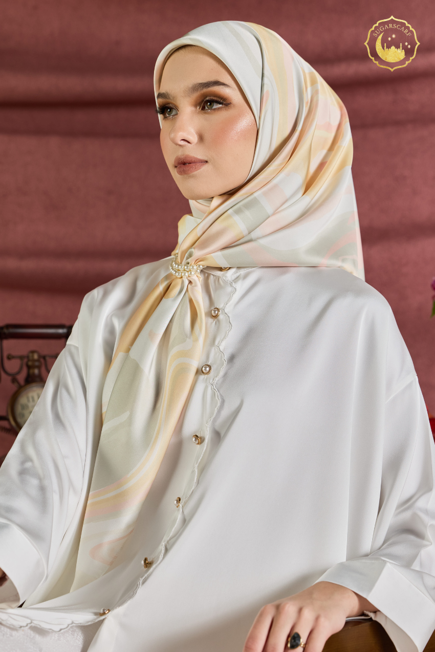 (Square ) Celeste In Mixed Silk Matte Satin (Sinaran)