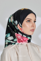 YES DEFECT - ( Square ) Garden of Hurrem Bloom Mixed Silk Satin Scarf ( ELMARA )